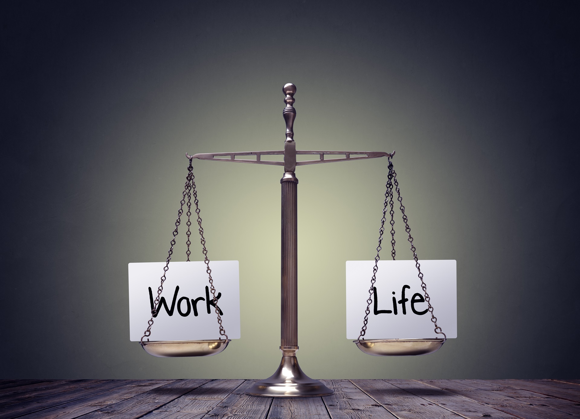 Strategies for Navigating Independent Contracting Work and Personal Life as a Woman